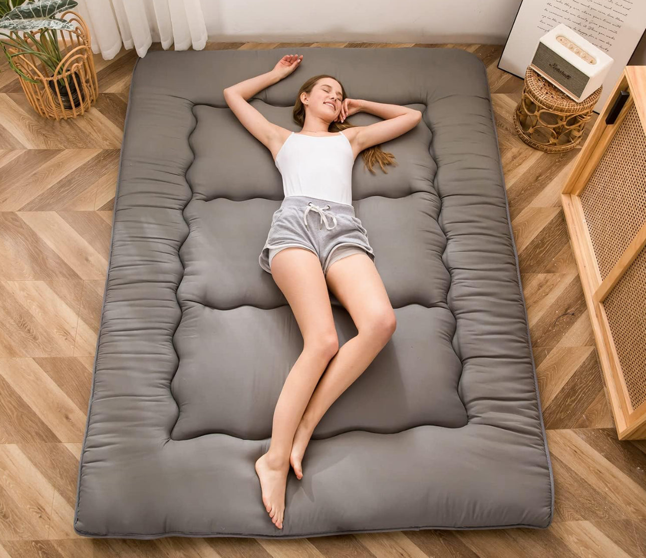 Japanese Floor Mattress Futon Mattress, 4" Thicken Tatami Mat Sleeping Pad Foldable Roll Up Mat Boys Girls Dormitory Pad Kids Floor Lounger Pillow Bed, Charcoal Grey, Full Size